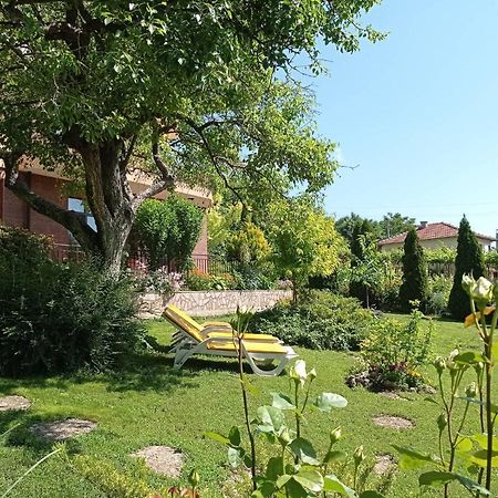 Villa Prolet General-Kantardzhievo Dış mekan fotoğraf