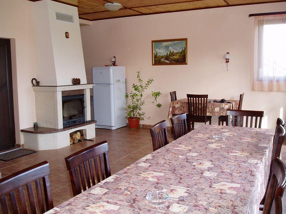 Villa Prolet General-Kantardzhievo Dış mekan fotoğraf